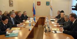 План сотрудничества Хабаровского края и ЕАО обсудили главы регионов правительство ХК